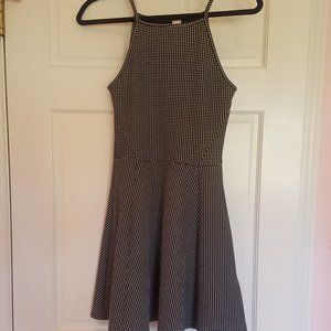 H&M Divided Skater Black and White Dress